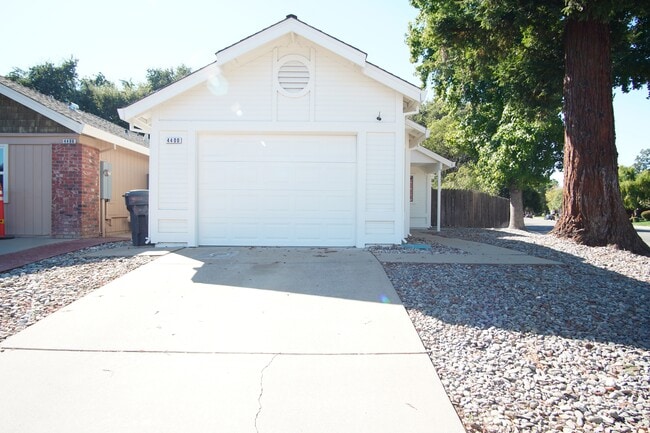 property at 4400 Sunrise Ct