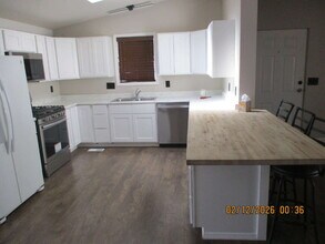 3001 W Young in Show Low, AZ - Building Photo - Building Photo