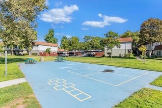 4789 Saginaw Cir in Pleasanton, CA - Building Photo - Building Photo