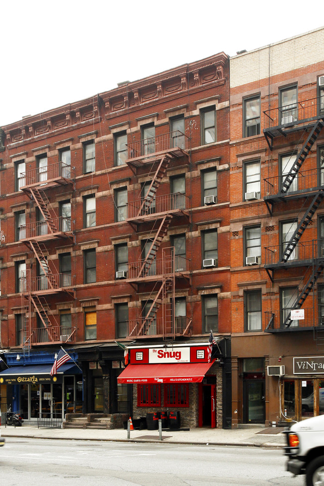 751 Ninth Ave in New York, NY - Building Photo - Building Photo