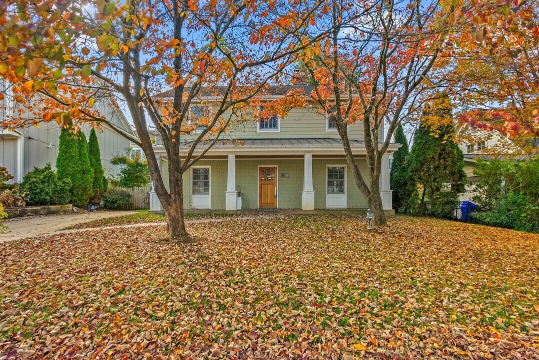 4116 Warner St in Kensington, MD - Building Photo