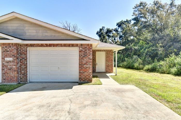 2706 6th Ave in Gulfport, MS - Building Photo