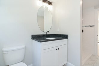 726-728 Goodrich St in Lunenburg, MA - Building Photo - Building Photo