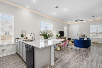 Clearwater at Balmoral in Atascocita, TX - Building Photo - Building Photo