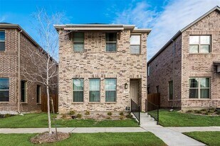 7545 Regal Ln in North Richland Hills, TX - Building Photo