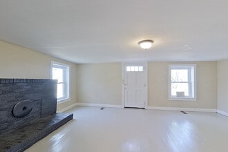 148 Old Power Plant Rd in Duncan, SC - Building Photo - Building Photo