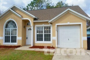 7808 Hidden Hollow Dr in Orlando, FL - Building Photo