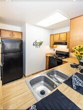 3924 Berkley Ct in Colorado Springs, CO - Foto de edificio - Building Photo