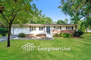 1602 St Michaels Rd in Columbia, SC - Building Photo