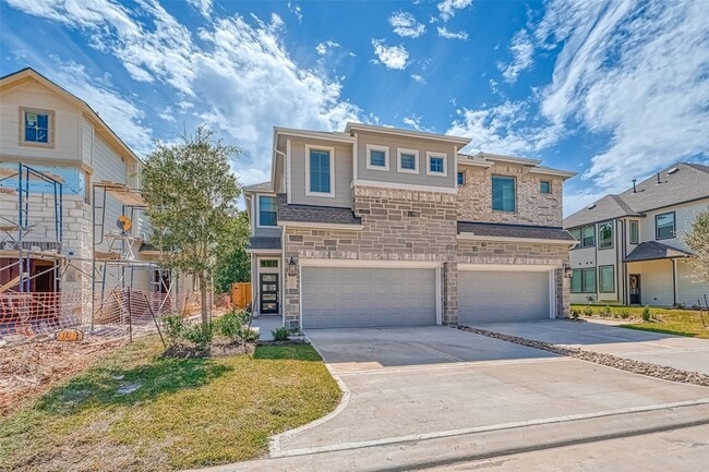 548 Longleaf Pine Dr in Montgomery, TX - Foto de edificio - Building Photo