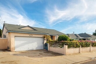 1921 Rowan St in San Diego, CA - Building Photo - Building Photo