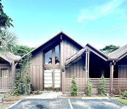 497 N University Dr in Plantation, FL - Building Photo - Building Photo