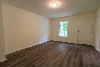 905 Sylvan Dr in Chattanooga, TN - Building Photo - Building Photo