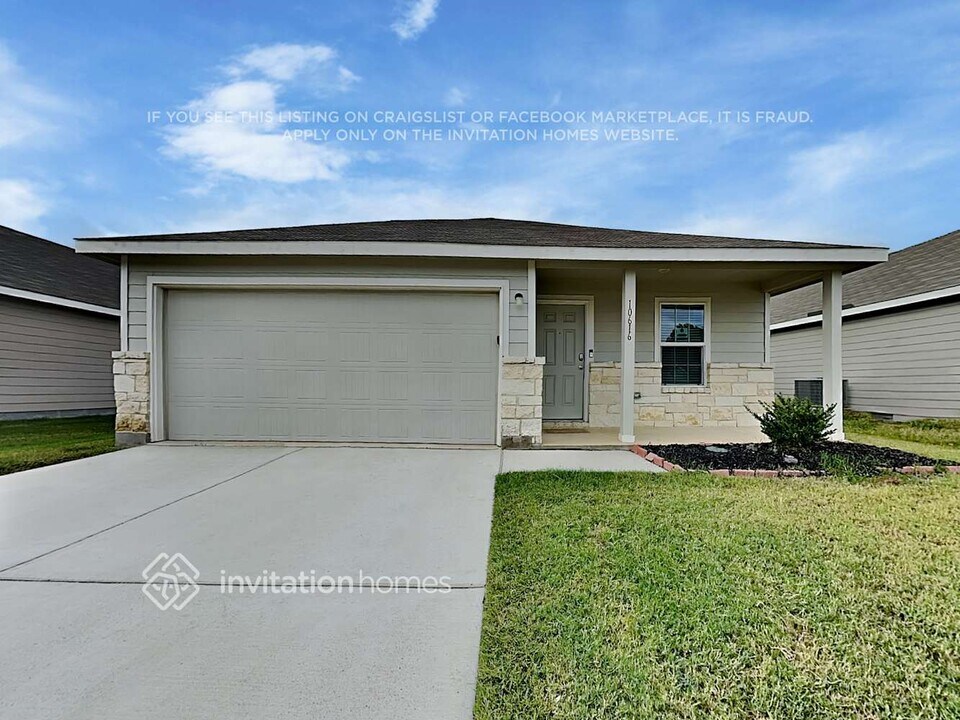 10616 Sewell Cir in Dallas, TX - Building Photo