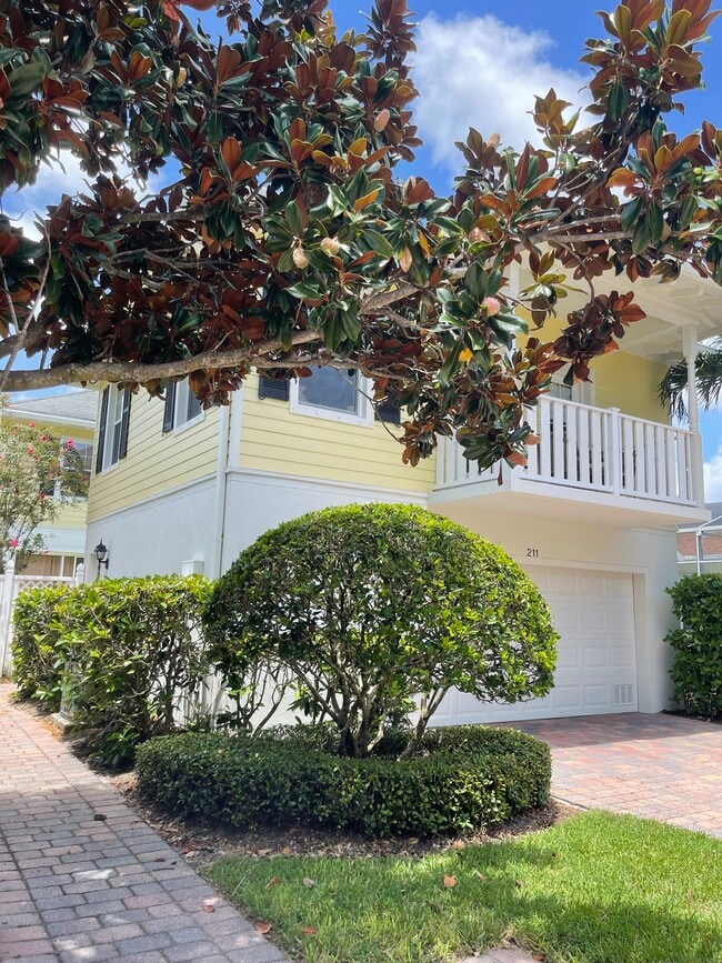 211 Caravelle Dr, Unit Abacoa furnished apt.