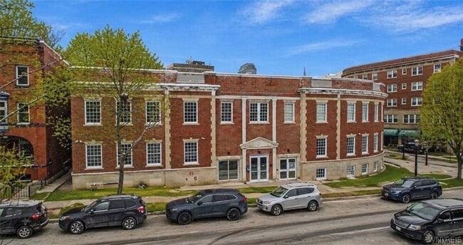 property at 40 North St