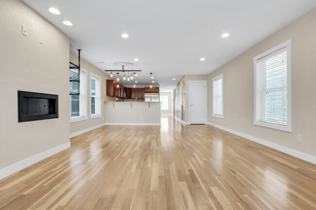 3323 Clayton St in Denver, CO - Building Photo - Building Photo