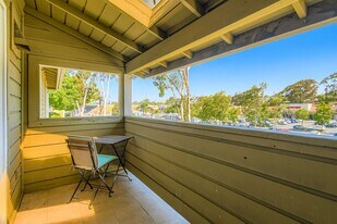 518 Telegraph Canyon Rd in Chula Vista, CA - Building Photo