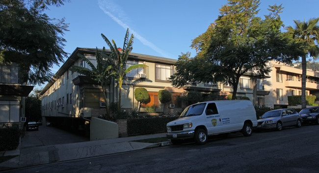 1233-1235 N Harper Ave in West Hollywood, CA - Foto de edificio - Building Photo