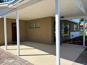 301 Cherry St in Palm Beach Gardens, FL - Building Photo - Building Photo