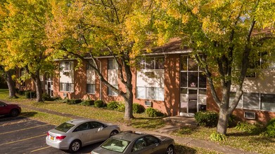 Woodridge Apartments in Rochester, NY - Building Photo - Building Photo