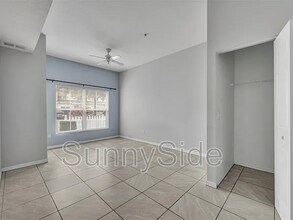 4004 Santa Maria Dr in Kissimmee, FL - Building Photo - Building Photo