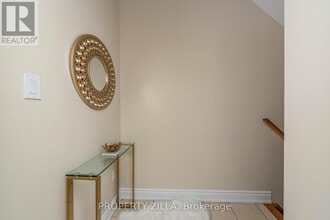 9621 Jane St in Vaughan, ON - Building Photo - Building Photo