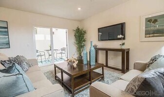 3128 Cañon St in San Diego, CA - Building Photo