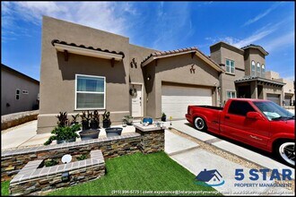 2225 Tierra Delmonte Dr in El Paso, TX - Building Photo - Building Photo