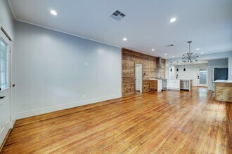 1032 E 6 1/2 St in Houston, TX - Building Photo - Building Photo