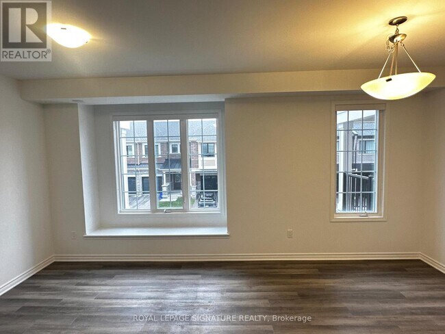 1259 Lily Cres in Milton, ON - Building Photo - Building Photo