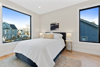 1 Wilcutt Rd in Boston, MA - Foto de edificio - Building Photo