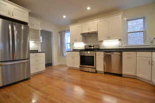7 Curtis St in Somerville, MA - Building Photo