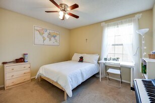 218 N Texas Blvd in Denton, TX - Building Photo