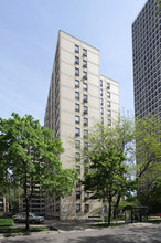 The Chippewa in Chicago, IL - Building Photo - Building Photo