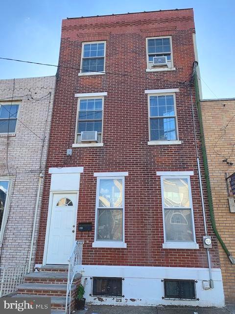 1736 E Moyamensing Ave in Philadelphia, PA - Foto de edificio