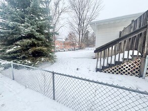 8701 W 35th St in St. Louis Park, MN - Foto de edificio - Building Photo