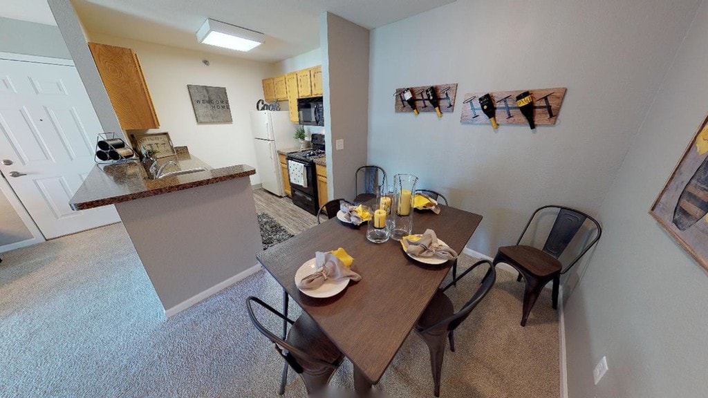 Central Park Apartments in Okemos, MI