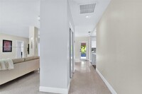 10610 NE 11th Ct in Miami Shores, FL - Building Photo - Building Photo