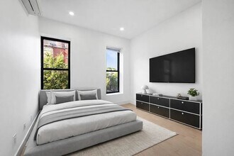 411 11th St in Brooklyn, NY - Building Photo - Building Photo