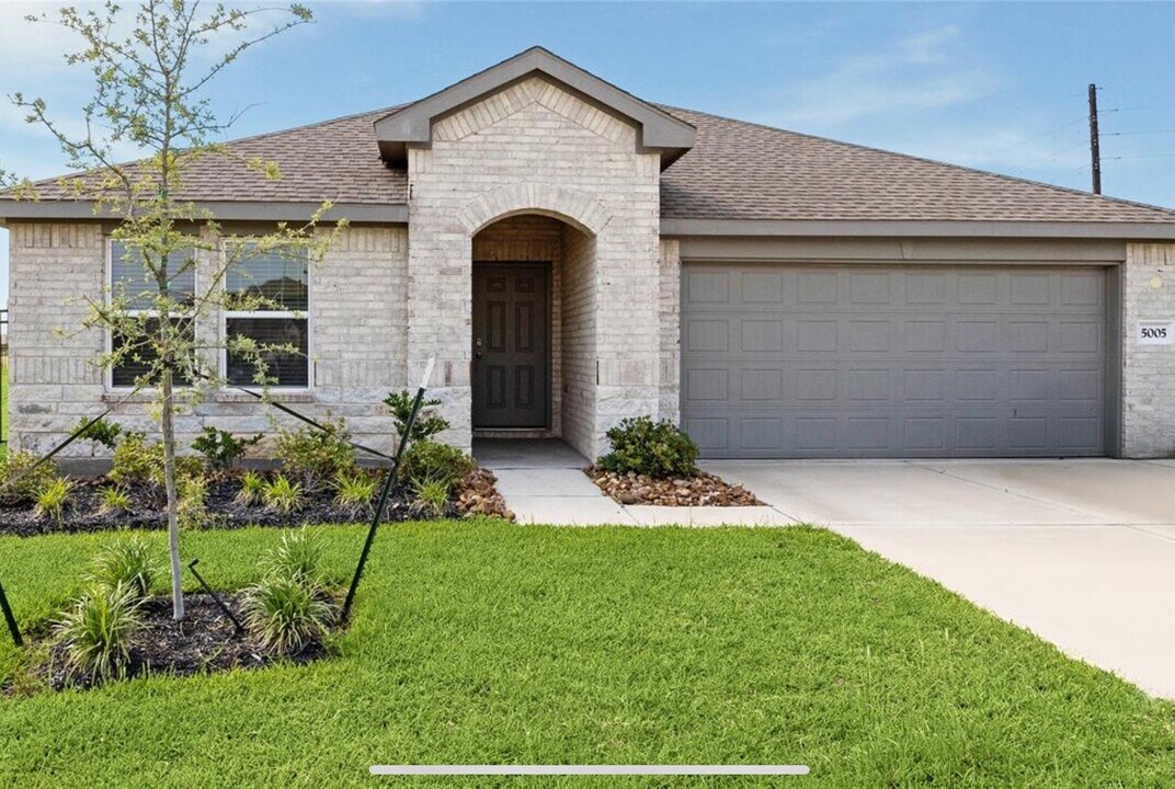 5005 Almond Ter Dr in Katy, TX - Building Photo