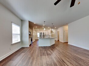 201 Houston Dr in Ladson, SC - Building Photo - Building Photo