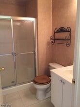 1834 King Ct, Unit 1834 in Green Brook, NJ - Building Photo - Building Photo