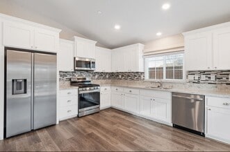 5145 Chelsea Creek Rd in Roseville, CA - Building Photo - Building Photo