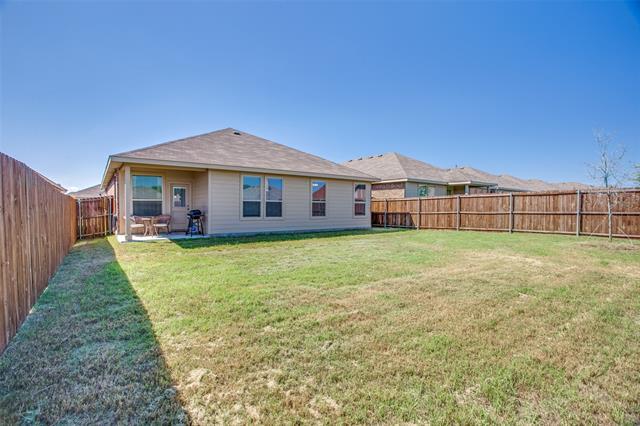 2353 Waggoner Rnch Dr in Weatherford, TX - Building Photo