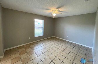 305 Mormanno Way in Kissimmee, FL - Building Photo - Building Photo