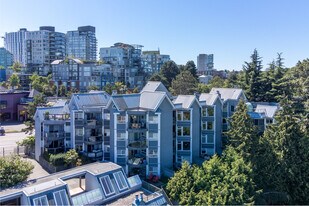 Granville Island Village in Vancouver, BC - Building Photo