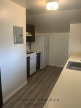 441 Earle St in Santa Rosa, CA - Building Photo - Building Photo