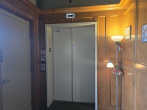 900 S 5th St-Unit -Unit 304 in Louisville, KY - Building Photo - Building Photo