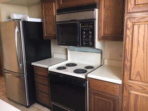 123 N Locust St-Unit -906 in Grand Island, NE - Building Photo - Building Photo